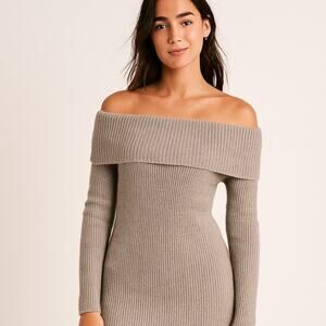 Margaret O'Leary M 100% Cashmere Long Off Shoulder Sweater $495 Taupe Brown